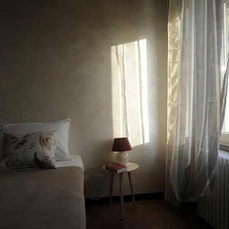 La Casa Del Caco Bed & Breakfast 3*